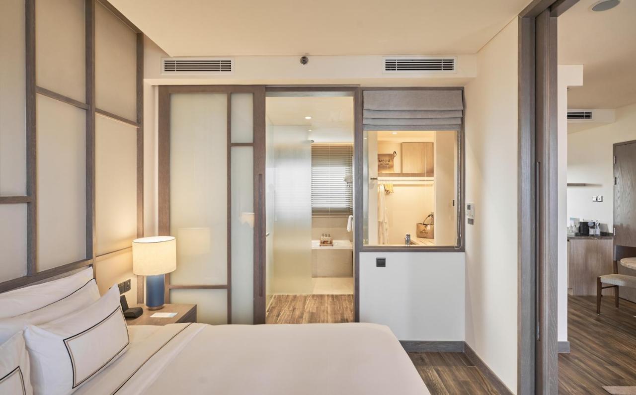 Melia Ho Tram Beach Resort Exterior foto A guest room at the hotel
